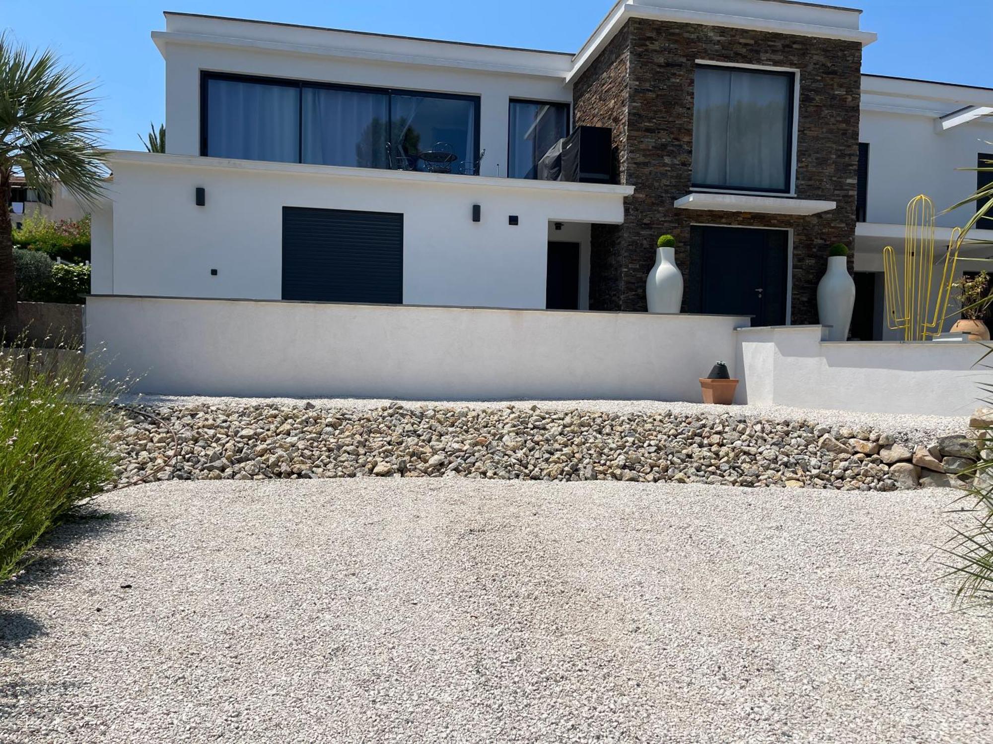 Appartement De Caractere Avec Jacuzzi Fréjus Esterno foto