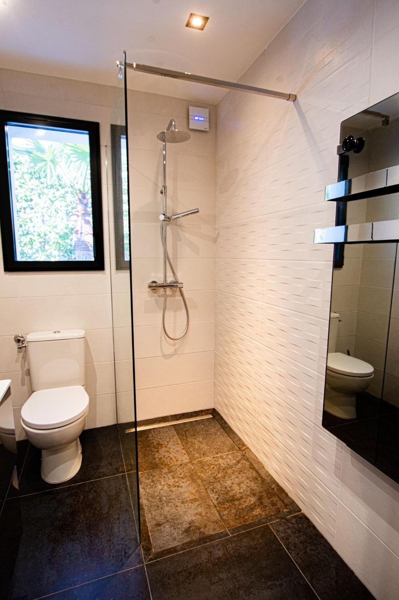 Appartement De Caractere Avec Jacuzzi Fréjus Esterno foto